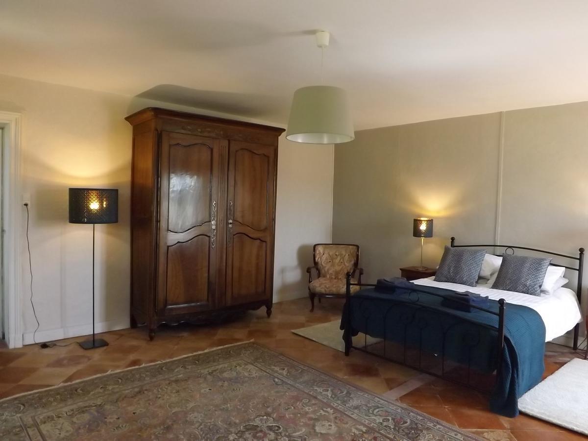 La Petite Auberge Comps  Exterior photo